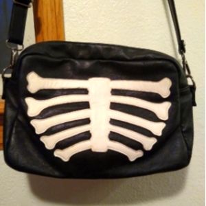 Iron Fist Wishbone crossbody bag